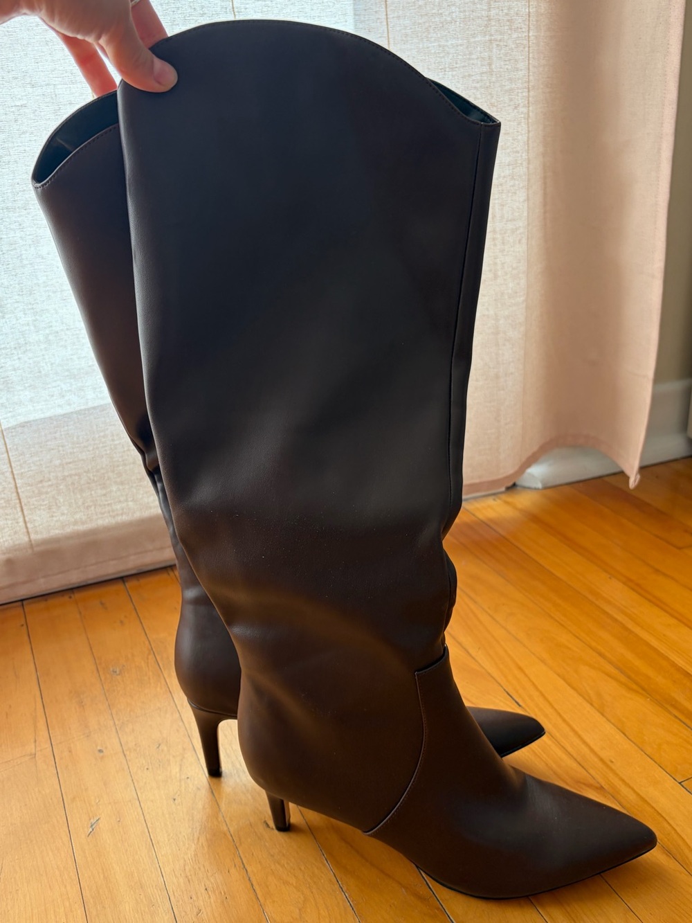 Women's Pointed-Toe Knee-High Boots in Dark Brown